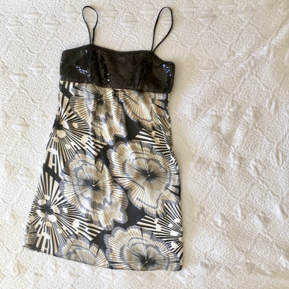🔲 Studio Y sequin dress